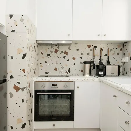 Tsil House *